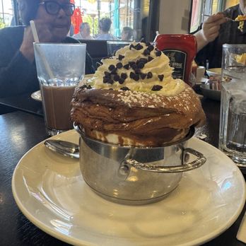 Lady C’s - Matcha soufflé cup - Breakfast & Brunch Near Me - Westlake Village, California Lady C’s - Matcha soufflé cup - Breakfast & Brunch Near Me - Westlake Village, California