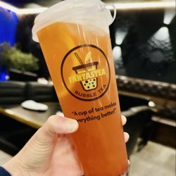 Fantastea - Dragonfruit tea with peach boba