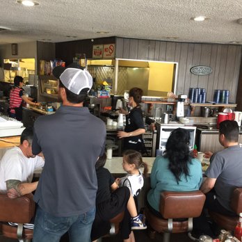 Armon's Restaurant - Breakfast & Brunch Near Me - Los Angeles, California