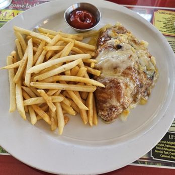 French Corner Cafe - Bakeries Near Me - Palm Desert, California