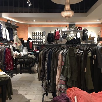 Altar'd State Lynnhaven Mall - Women's Clothing Near Me - Virginia Beach, Virginia