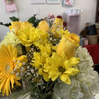 Flowers Express - Special request filled with beautiful flowers. - Florists Near Me - Ontario, California Flowers Express - Special request filled with beautiful flowers. - Florists Near Me - Ontario, California