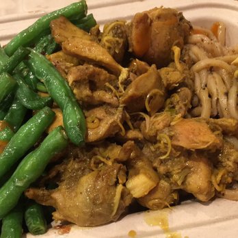 Blurr Kitchen - Noodles, lemongrass chicken, garlic green beans, brussel sprouts, with habanero sauce - Asian Fusion Near Me - Santa Clara, California Blurr Kitchen - Noodles, lemongrass chicken, garlic green beans, brussel sprouts, with habanero sauce - Asian Fusion Near Me - Santa Clara, California