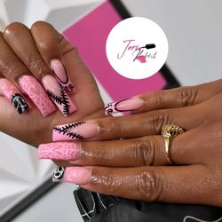 Jori Nailed It Salon