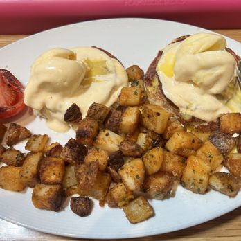Flap Your Jacks - Babe Benedict - Breakfast & Brunch Near Me - San Diego, California Flap Your Jacks - Babe Benedict - Breakfast & Brunch Near Me - San Diego, California