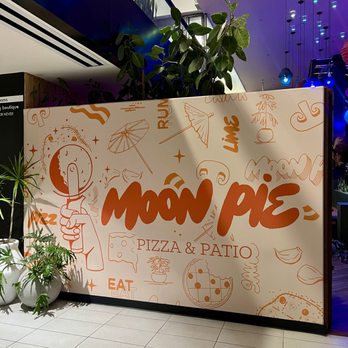 Moon Pie Pizza & Patio - Bars Near Me - Phoenix, Arizona