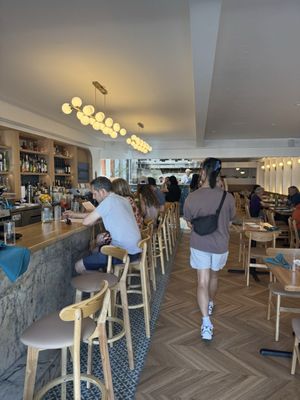 Dom’s Taverna Santa Barbara by null