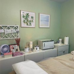 Sweet P Sugar Studio - Inside her cute little studio