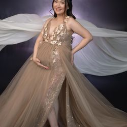 Life With a View Studio - Studio Maternity Session