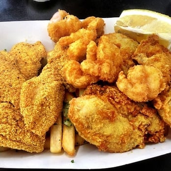 Basa Seafood Express - Combo Fish N Chips - Basa Fish, Shrimp, Oysters and Garlic Fries - Seafood Near Me - San Francisco, California