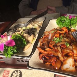 An Nam - Poulet aux champignons noirs, porc piquant caramélisé.