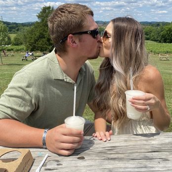 Arrington Vineyards - Froze (they have lemon and rose flavors) (7/10) - Wine Tasting Room Near Me - Arrington, Tennessee Arrington Vineyards - Froze (they have lemon and rose flavors) (7/10) - Wine Tasting Room Near Me - Arrington, Tennessee