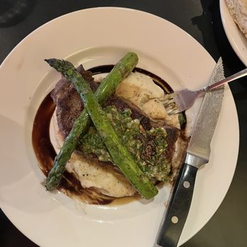 Maxine's On Shine - I had the new york strip & it was pretty good. The chimichurri added a nice touch of flavor. - New American Near Me - Orlando, Florida