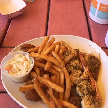 LuLu's Destin - Seafood Near Me - Destin, Florida