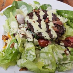 Hamburger lettuce wedge Hamburger lettuce wedge