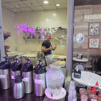 Parisien Bakery - Bakeries Near Me - Clovis, California