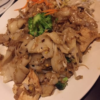 Kachai Thai Kitchen - Pad sieuw - Thai Near Me - Poulsbo, Washington Kachai Thai Kitchen - Pad sieuw - Thai Near Me - Poulsbo, Washington