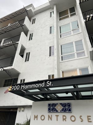 Montrose at Beverly Hills by null