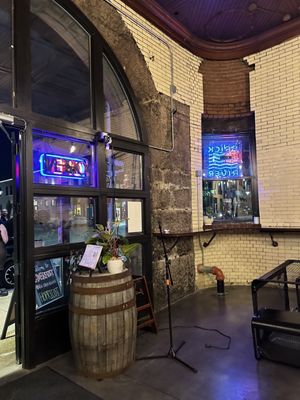 Brick River Cider St. Louis by null