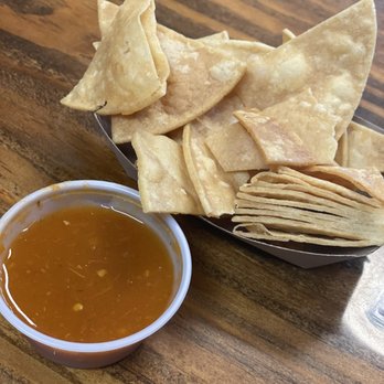 Mi Rinconcito Mexicano - Salsa and chips - Tacos Near Me - Miami, Florida Mi Rinconcito Mexicano - Salsa and chips - Tacos Near Me - Miami, Florida