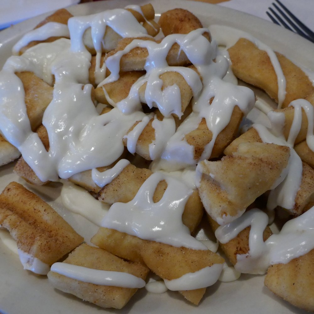 Prairie House Tavern - Dessert Nuggets - Bars Near Me - Buffalo Grove, Illinois Prairie House Tavern - Dessert Nuggets - Bars Near Me - Buffalo Grove, Illinois