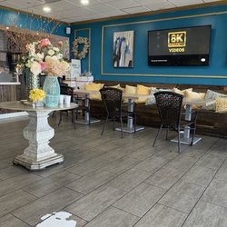 TeaLeaf - Dining area