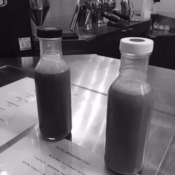 Endorffeine - Left: palm sugar whiskey cold brew latte, right: vanilla pandan cold brew latte! - Coffee Roasteries Near Me - Los Angeles, California Endorffeine - Left: palm sugar whiskey cold brew latte, right: vanilla pandan cold brew latte! - Coffee Roasteries Near Me - Los Angeles, California