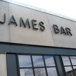 James Bar