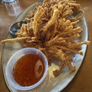 Kin Len Thai Night Bites - Enoki Fritters W/ Spicy Lime Dressing - Thai Near Me - Seattle, Washington