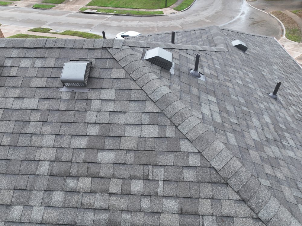 Slide of Select Roofing of North Texas