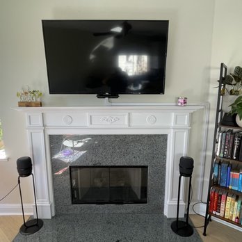 Man Cave America - TV mounted above fireplace with recessed Mantel Mount and on-wall wiring - Home Theatre Installation Near Me - Alameda, California Man Cave America - TV mounted above fireplace with recessed Mantel Mount and on-wall wiring - Home Theatre Installation Near Me - Alameda, California