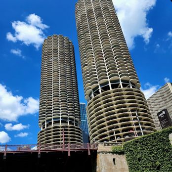 Shoreline Sightseeing - Architectural Tours Near Me - Chicago, Illinois