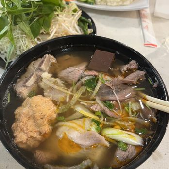 Hue Kitchen - Bun Bo que tai (rare) - Noodles Near Me - Santa Ana, California Hue Kitchen - Bun Bo que tai (rare) - Noodles Near Me - Santa Ana, California