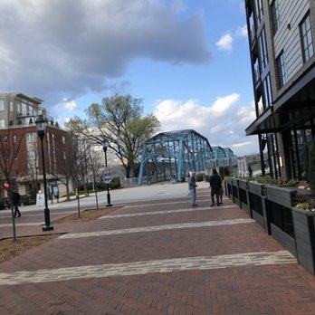 The Edwin Hotel - Walkway to Northshore - Hotels Near Me - Chattanooga, Tennessee The Edwin Hotel - Walkway to Northshore - Hotels Near Me - Chattanooga, Tennessee