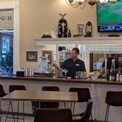 Heirloom Restaurant