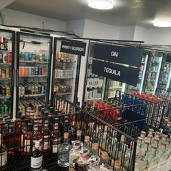 Buddy's Liquor Store
