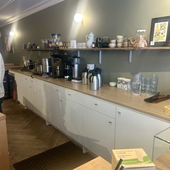Kota Cafe - Inside - Coffee & Tea Near Me - Amsterdam, New Hampshire