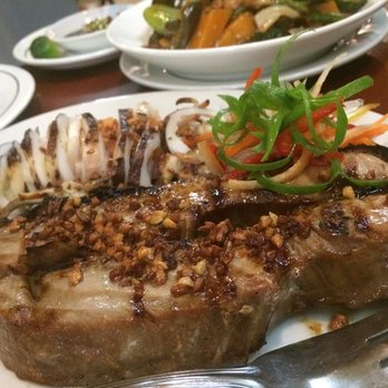 Waterfront Insular Hotel - Hotels Near Me - Lanang, DAS