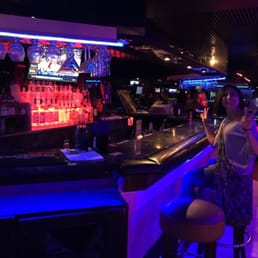 Playbar - interior - Dance Clubs Near Me - Honolulu, Hawaii