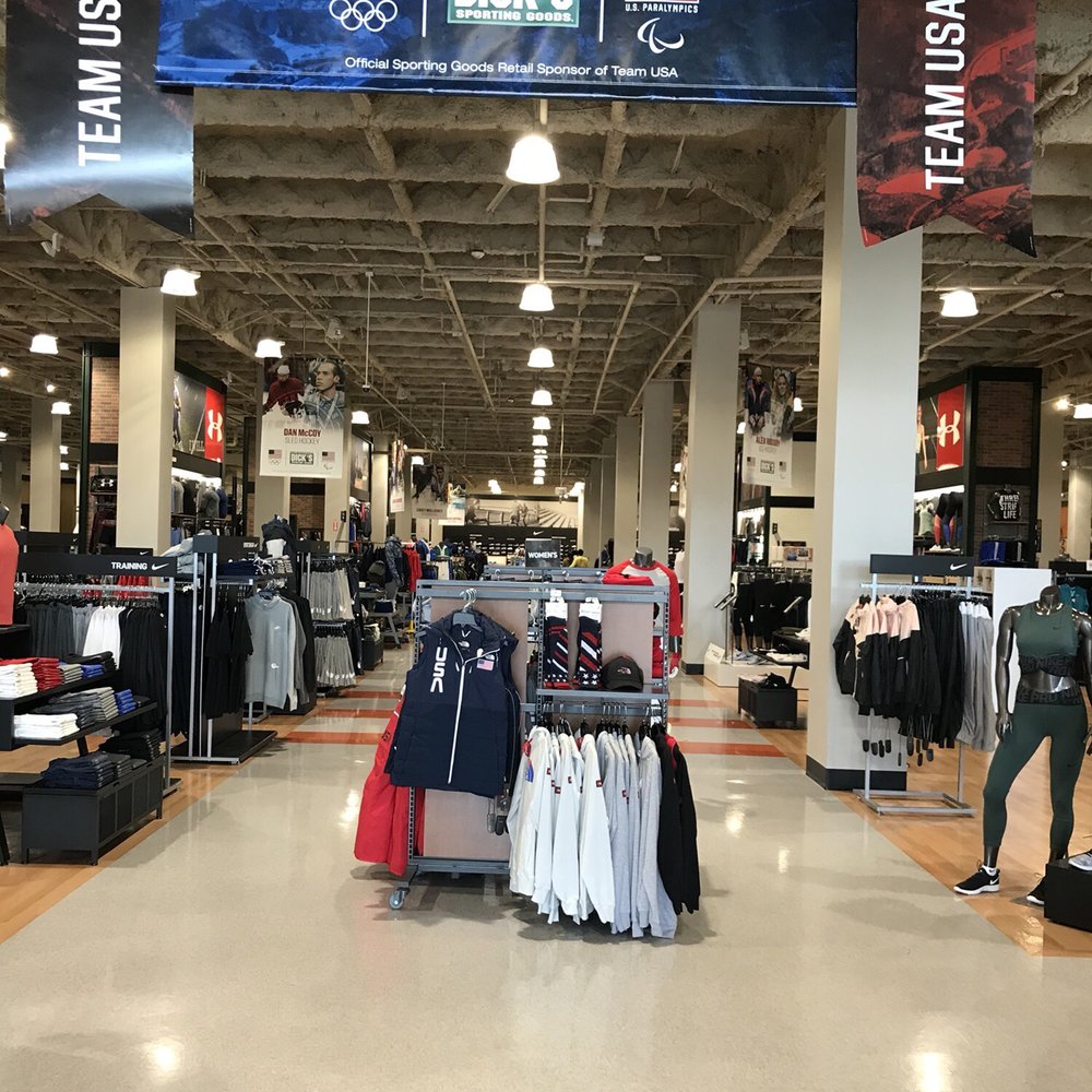 DICK'S Sporting Goods - Outdoor Gear Near Me - Bellingham, Washington