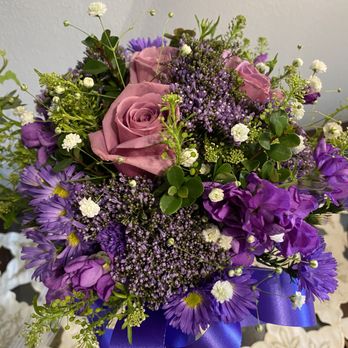 Lavish Blossoms - She loves purple - Floral Designers Near Me - Clearwater, Florida Lavish Blossoms - She loves purple - Floral Designers Near Me - Clearwater, Florida