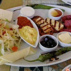 Foto zu Cafe Peri - Berlin, Deutschland