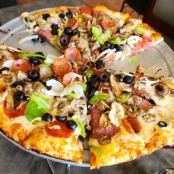 Round Table Pizza - King Author Special