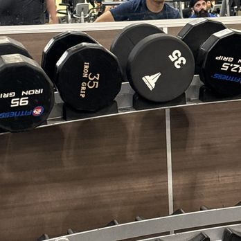 24 Hour Fitness - Mismatched Dumbbells - Gyms Near Me - Milpitas, California