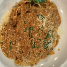 Pappardelle alla Bolognese Pappardelle alla Bolognese