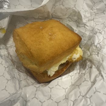 Ouma - Maple-Sage Sausage, Egg, Cheddar and Chipotle Aioli on a Buttermilk Biscuit - Coffee & Tea Near Me - Brooklyn, New York