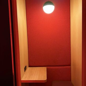 citizenM Miami Worldcenter - Seating booth - Hotels Near Me - Miami, Florida