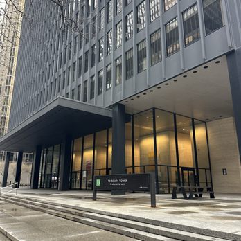 Stratus - The restaurant is located on the top floor of this corporate building - Canadian (New) Near Me - Toronto, Ontario
