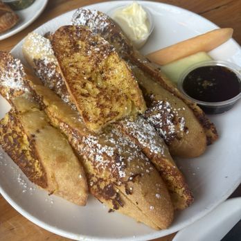 La Masa Empanada Bar - French Toast - Empanadas Near Me - Milwaukee, Wisconsin La Masa Empanada Bar - French Toast - Empanadas Near Me - Milwaukee, Wisconsin