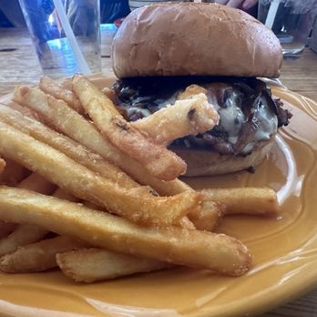 Soups & Such Cafe' - Bbq brisket & fries - Sandwiches Near Me - Julian, California Soups & Such Cafe' - Bbq brisket & fries - Sandwiches Near Me - Julian, California